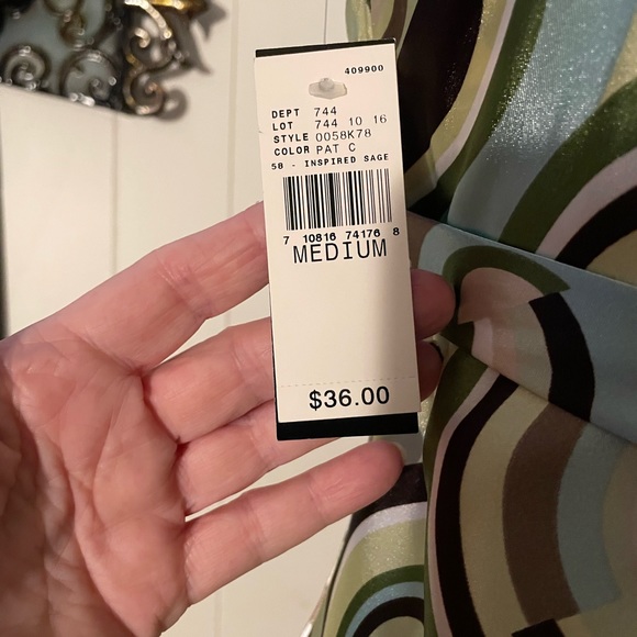 Pretty satin blouse - Picture 4 of 4